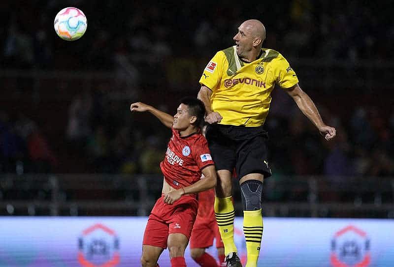 Jan Koller, ngôi sao bóng đá nổi tiếng