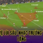 Tiền Vệ Lùi Sâu: Nhạc Trưởng Thầm Lặng